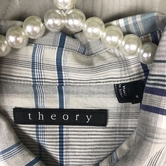 men's Theory button down top - Picture 3 of 4